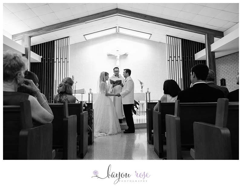 Baton Rouge elopement photographer photographs bride and groom getting married at St Joseph