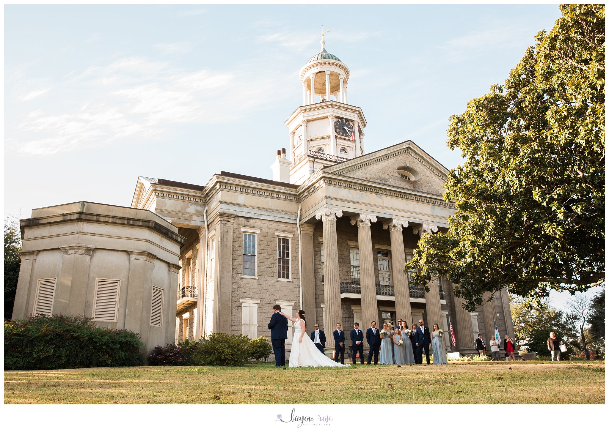 bride and groom first look Vicksburg Museum