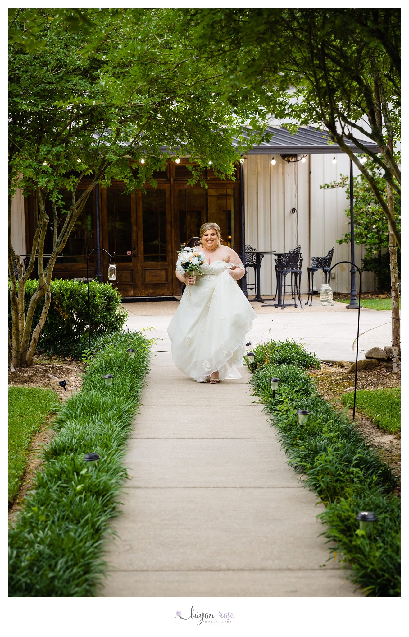 bride at Ashley Manor in Baton Rouge