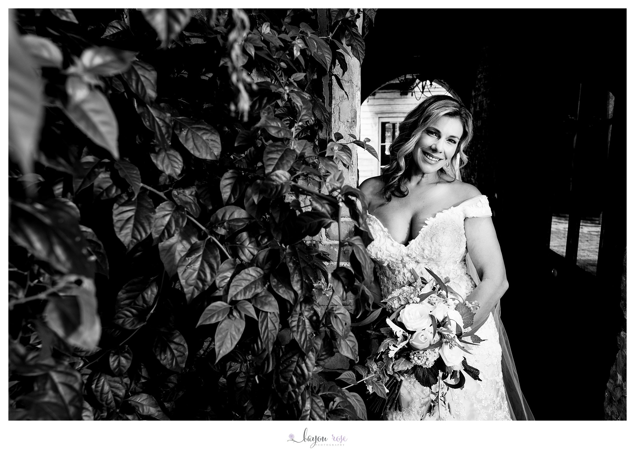 bridal photo in courtyard of Race and Religious NOLA