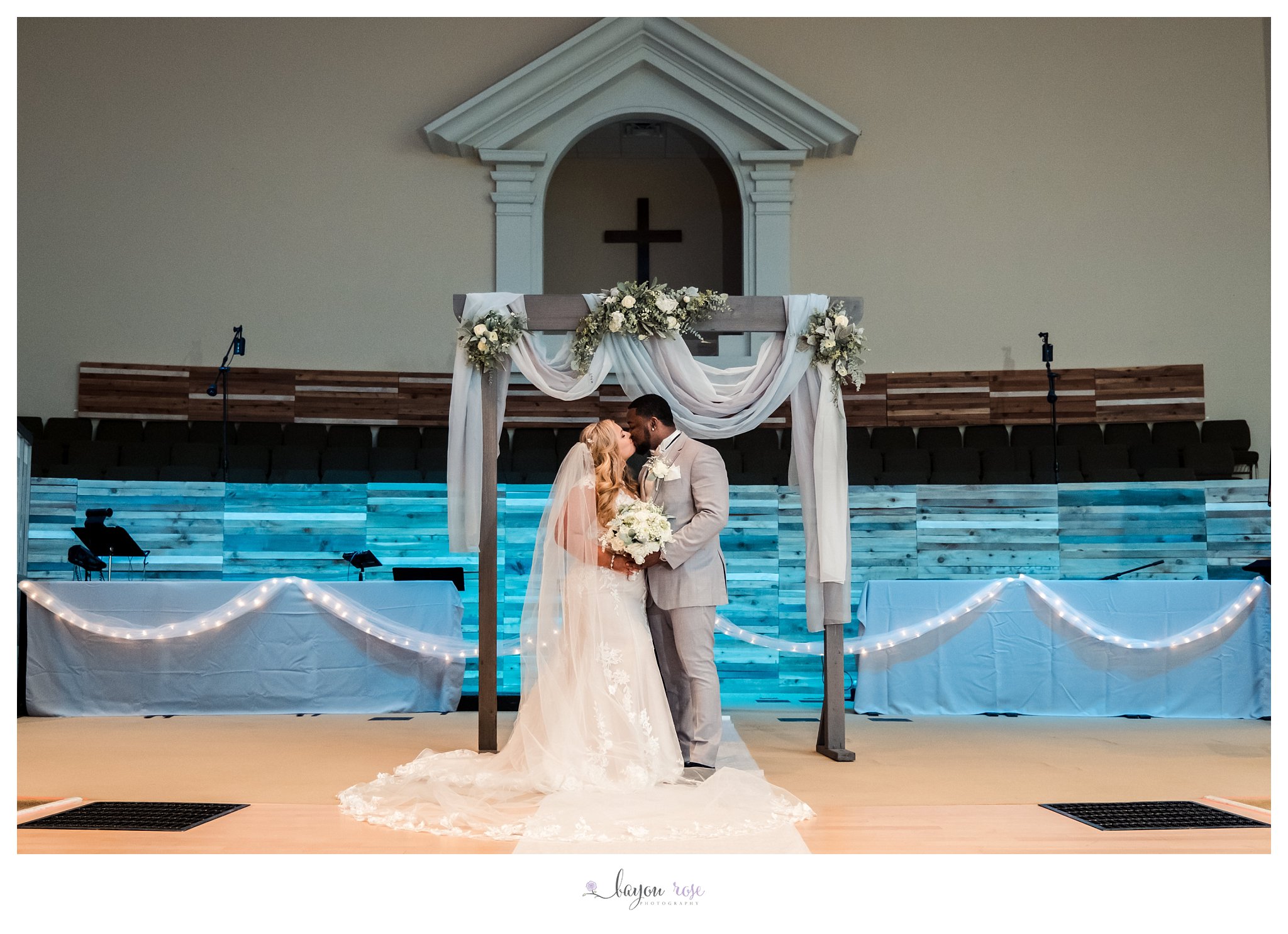 Baton-Rouge-Wedding-Photographer-Baptist-72.jpg
