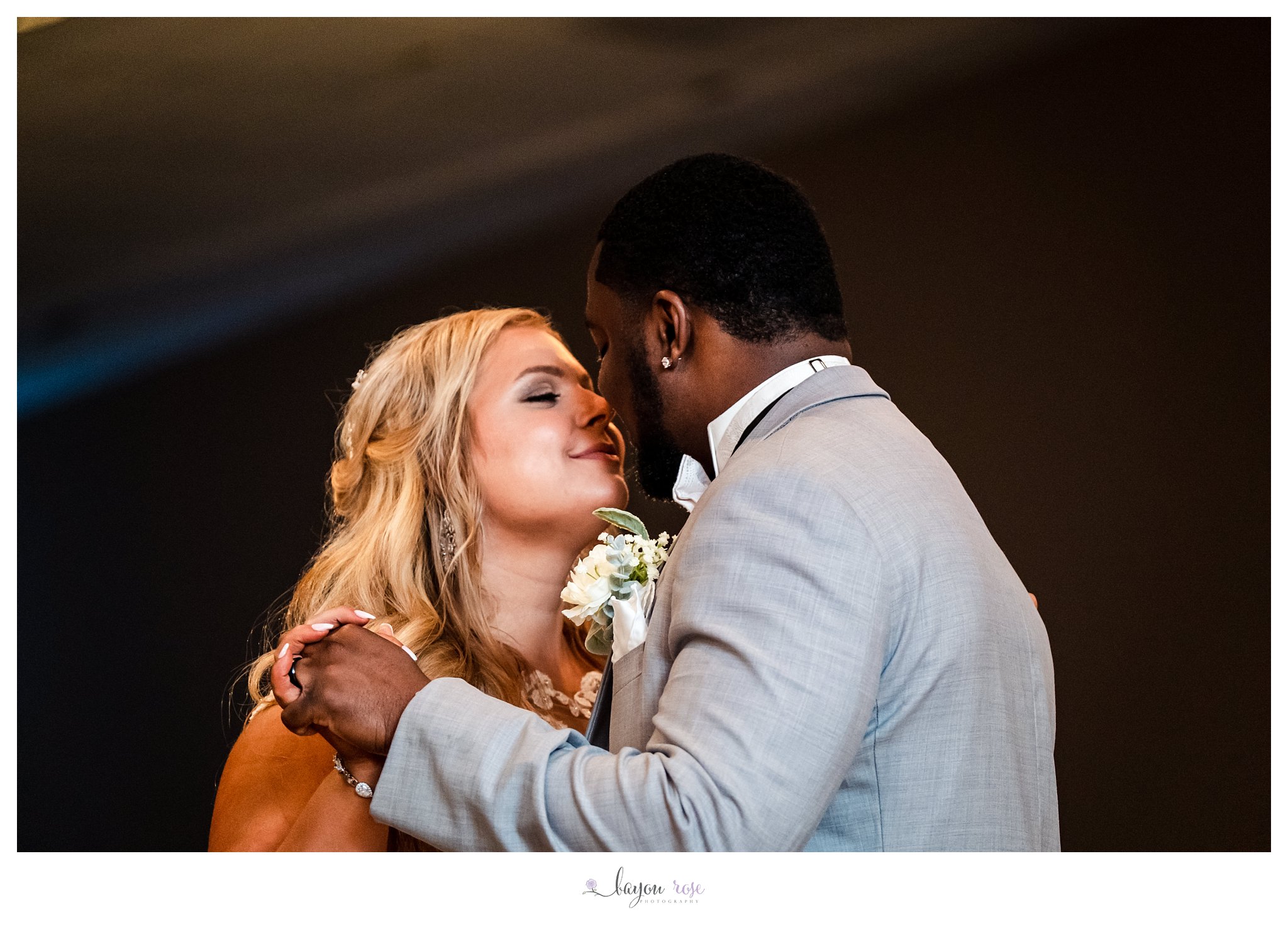 Baton-Rouge-Wedding-Photographer-Baptist-81.jpg