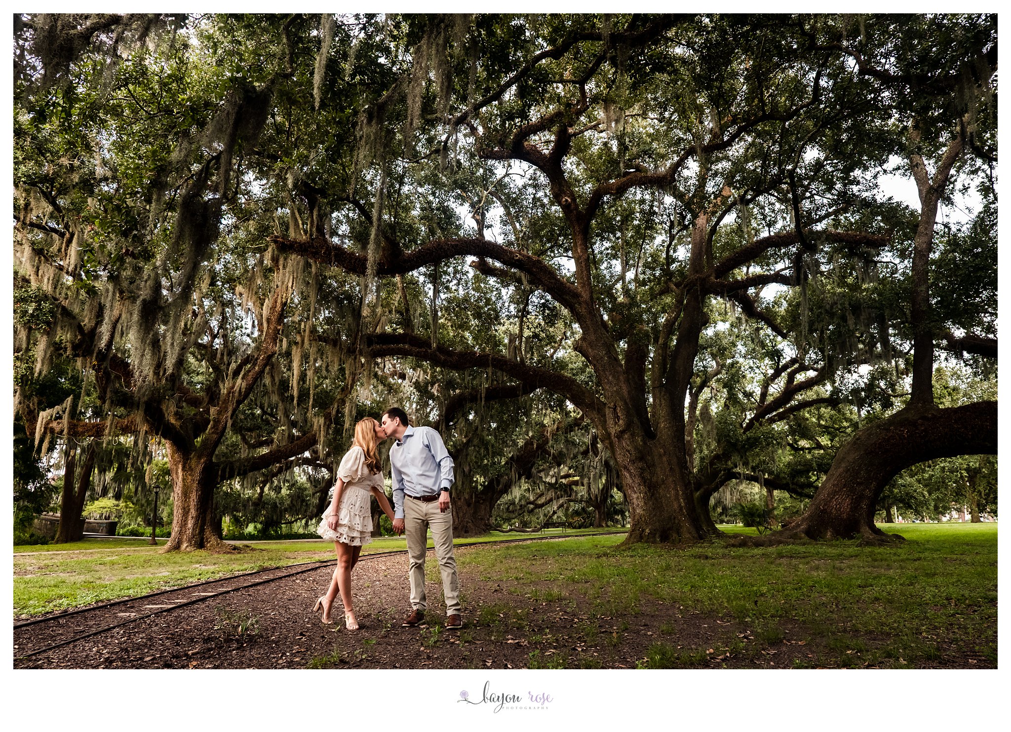 New-Orleans-City-Park-Engagement-Photography-Sunset_0303.jpg